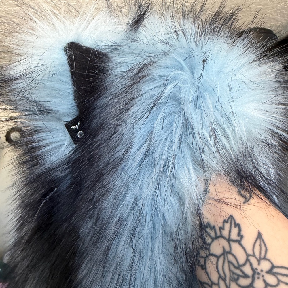 SpiritHoods Faux Fur Hood Trim in Light Blue and Black